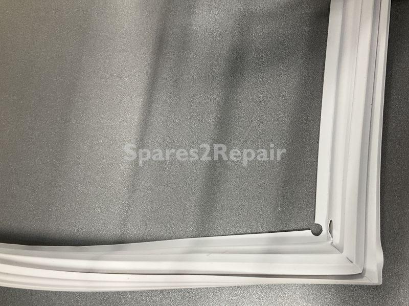 Freezer Door Seal - 1058457 Freezer Door Seal [Amica]